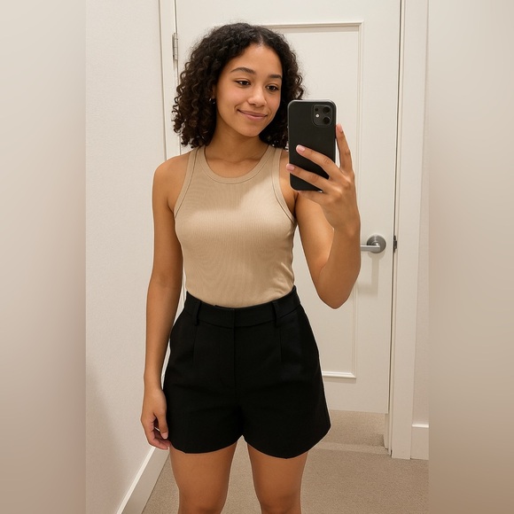 Express Black Shortie High Rise Tailored Shorts Size 6 - Picture 3 of 12